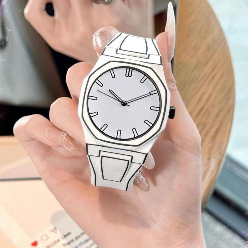 New Fashion Quartz Watches for - đánh giá và giá Silicone Sport Band