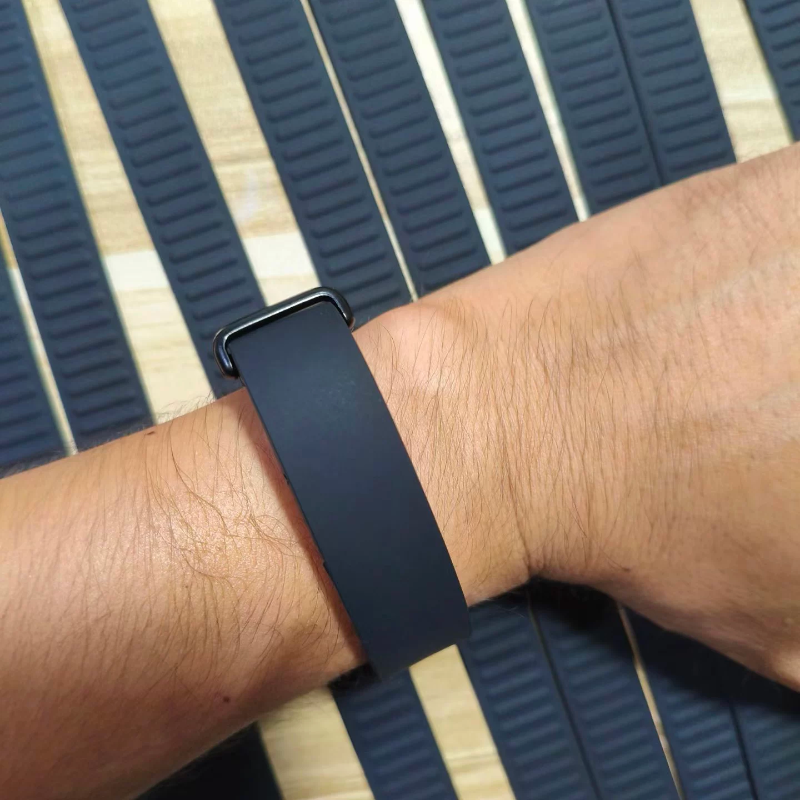 Solid Color Soft Watch Strap f - đánh giá và giá Silicone Sport Band