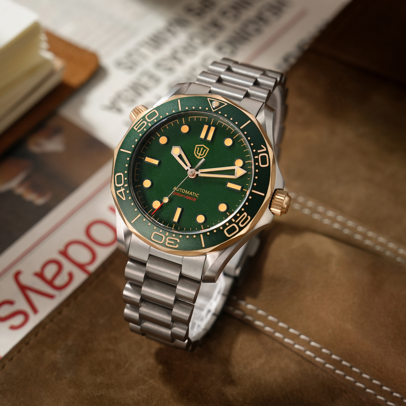 Watchdives WD007 V4 42Mm Titan - đánh giá và giá Waterproof Diving Watch