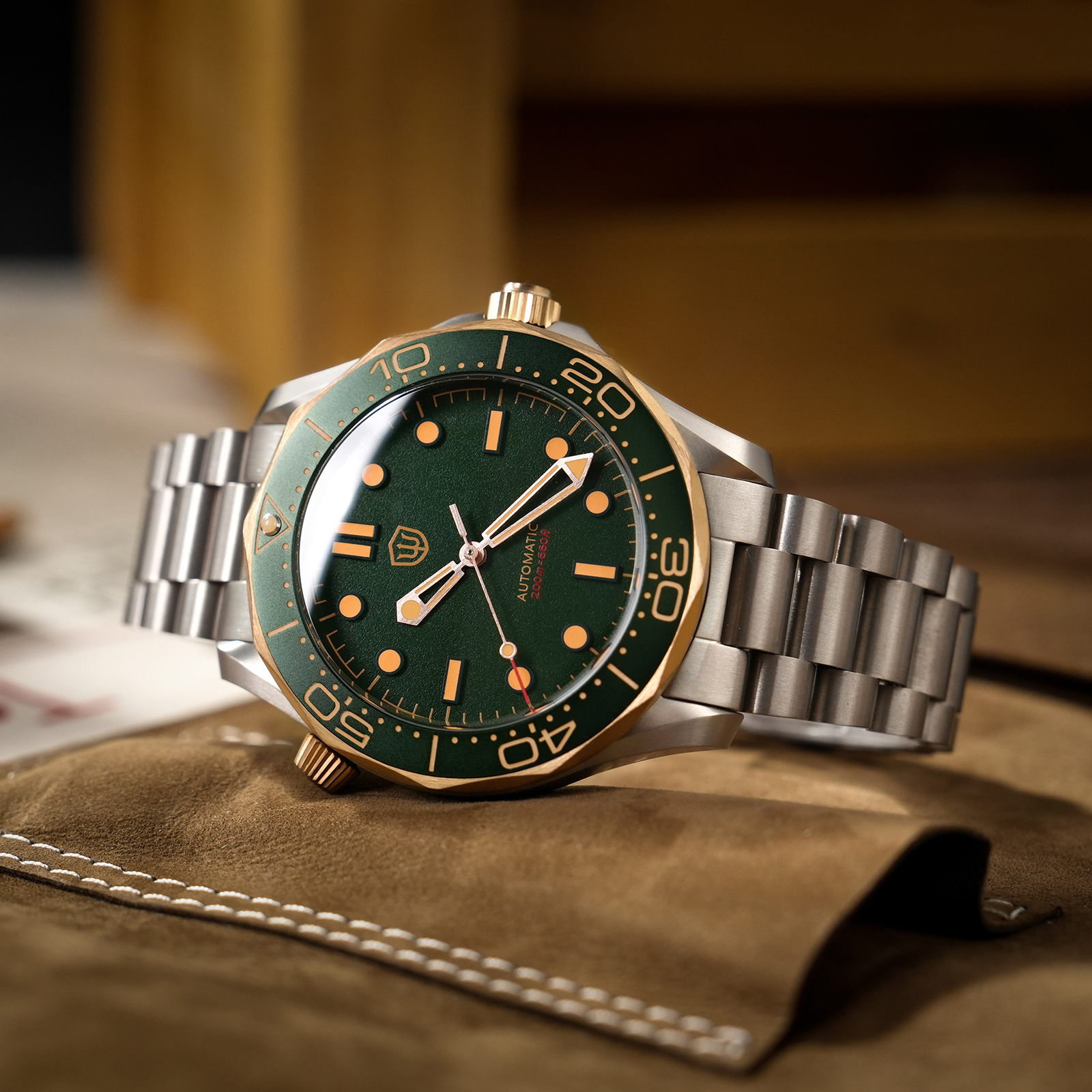 Watchdives WD007 V4 42Mm Titan - đánh giá và giá Waterproof Diving Watch